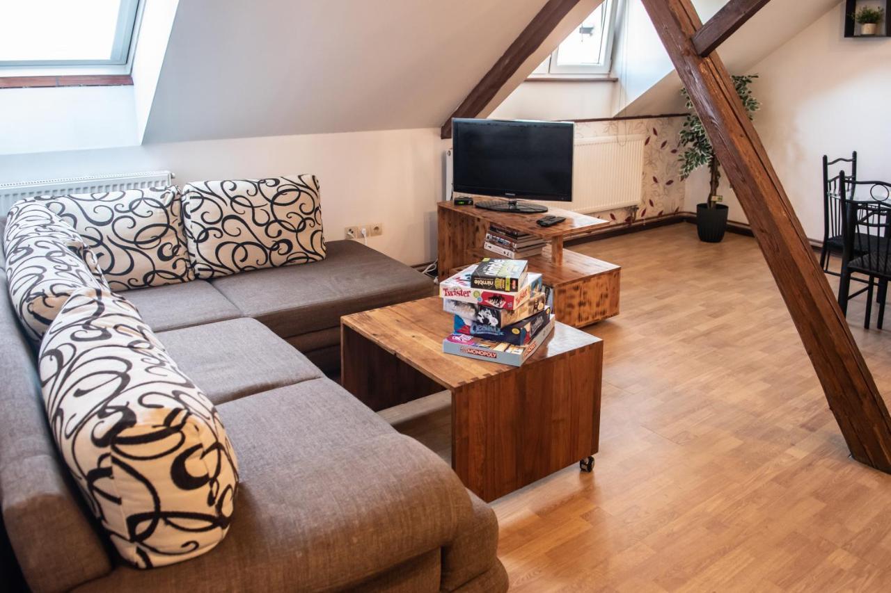 Podkrovní apartmán s výhledem na náměstí Lomnice nad Lužnicí Exteriér fotografie