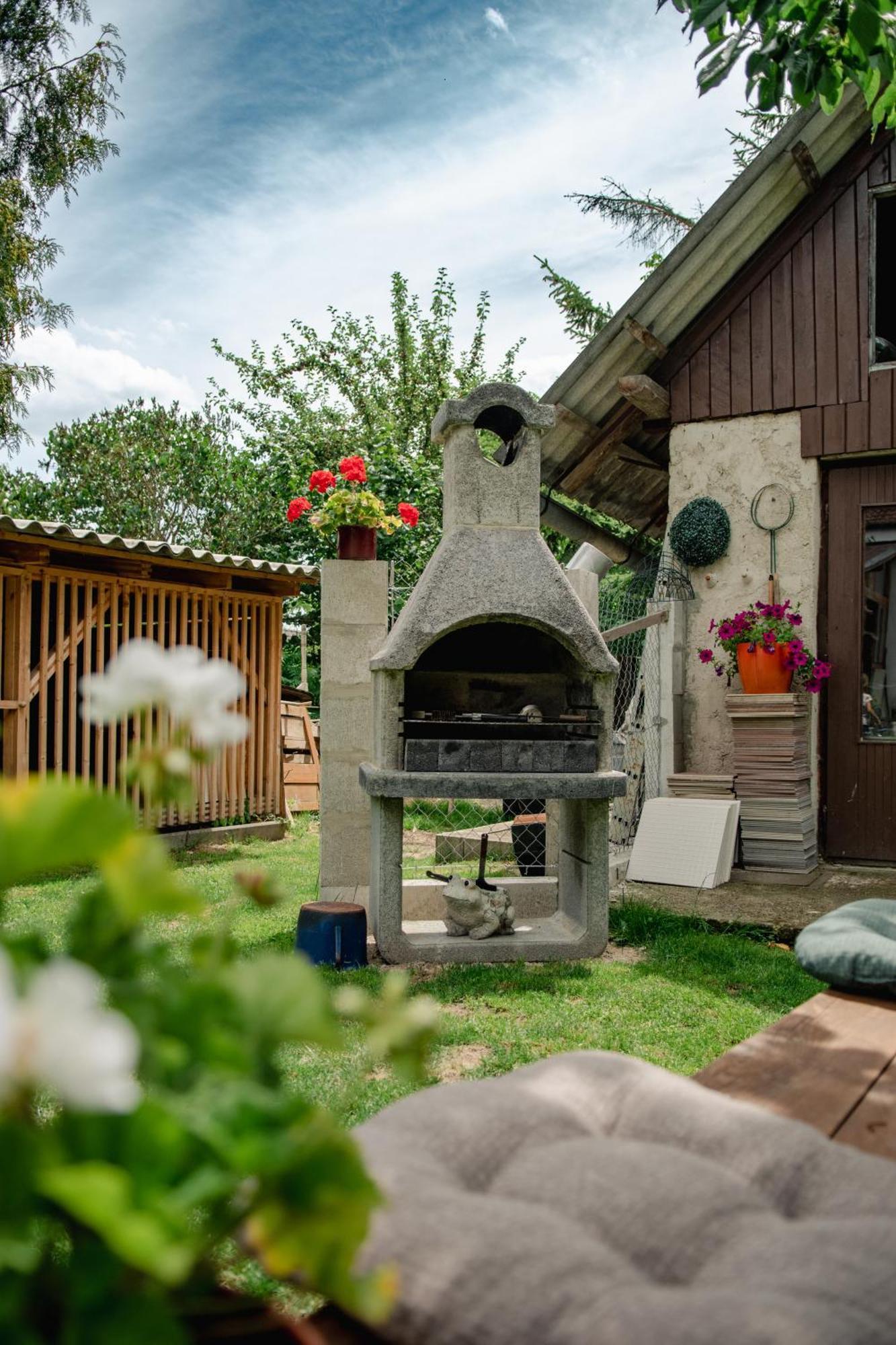 Podkrovní apartmán s výhledem na náměstí Lomnice nad Lužnicí Exteriér fotografie