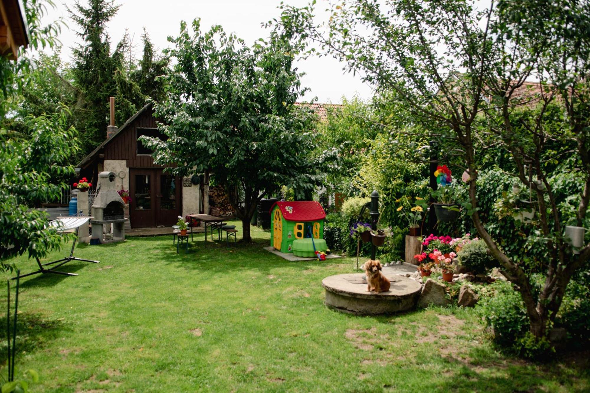 Podkrovní apartmán s výhledem na náměstí Lomnice nad Lužnicí Exteriér fotografie
